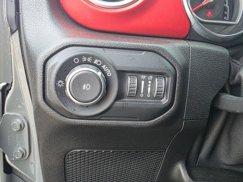 Used 2018 Jeep Wrangler Unlimited Rubicon w/ Dual Top Group image 15