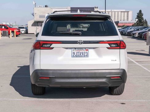 Certified 2024 Toyota Grand Highlander FWD image 5