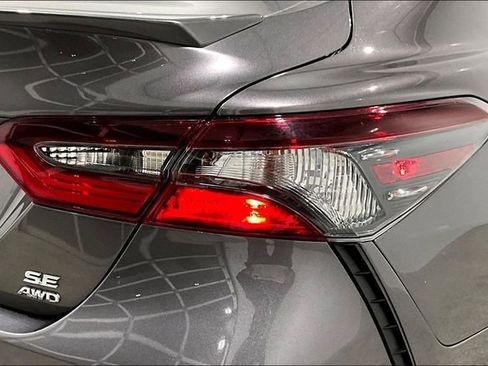 Used 2024 Toyota Camry SE image 24