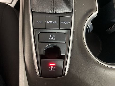 Used 2024 Toyota Camry LE AWD/4WD image 18