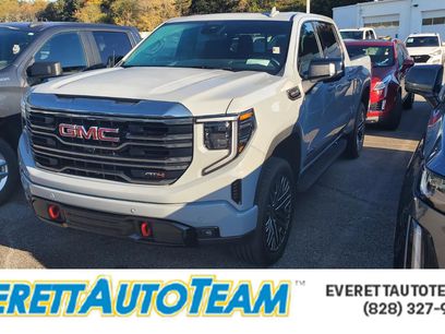 Used 2024 GMC Sierra 1500 AT4 w/ Technology Package