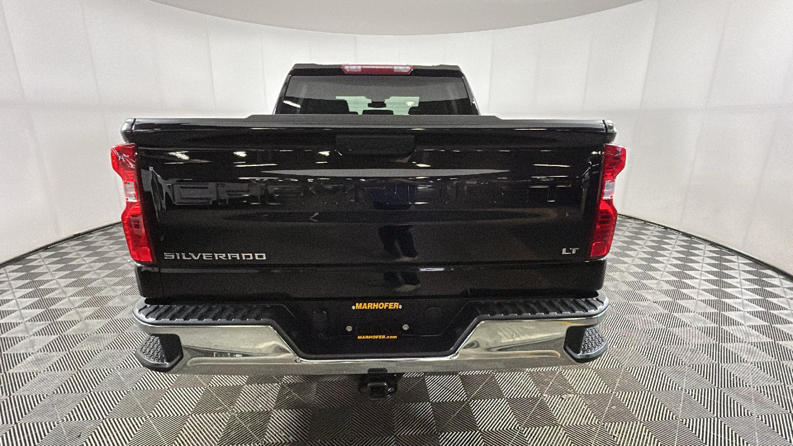 Used 2023 Chevrolet Silverado 1500 LT AWD/4WD image 4