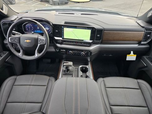 New 2026 Chevrolet Silverado 1500 High Country AWD/4WD image 7