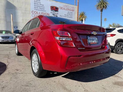 Used 2019 Chevrolet Sonic LT w/ Convenience Package image 17