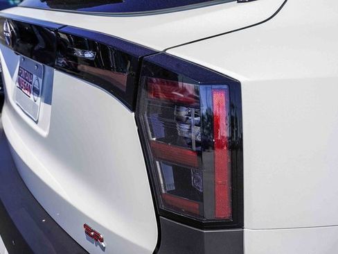 New 2026 Nissan Kicks SR image 8