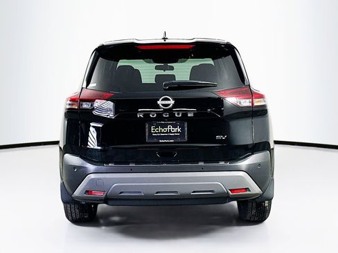 Used 2023 Nissan Rogue SV image 7