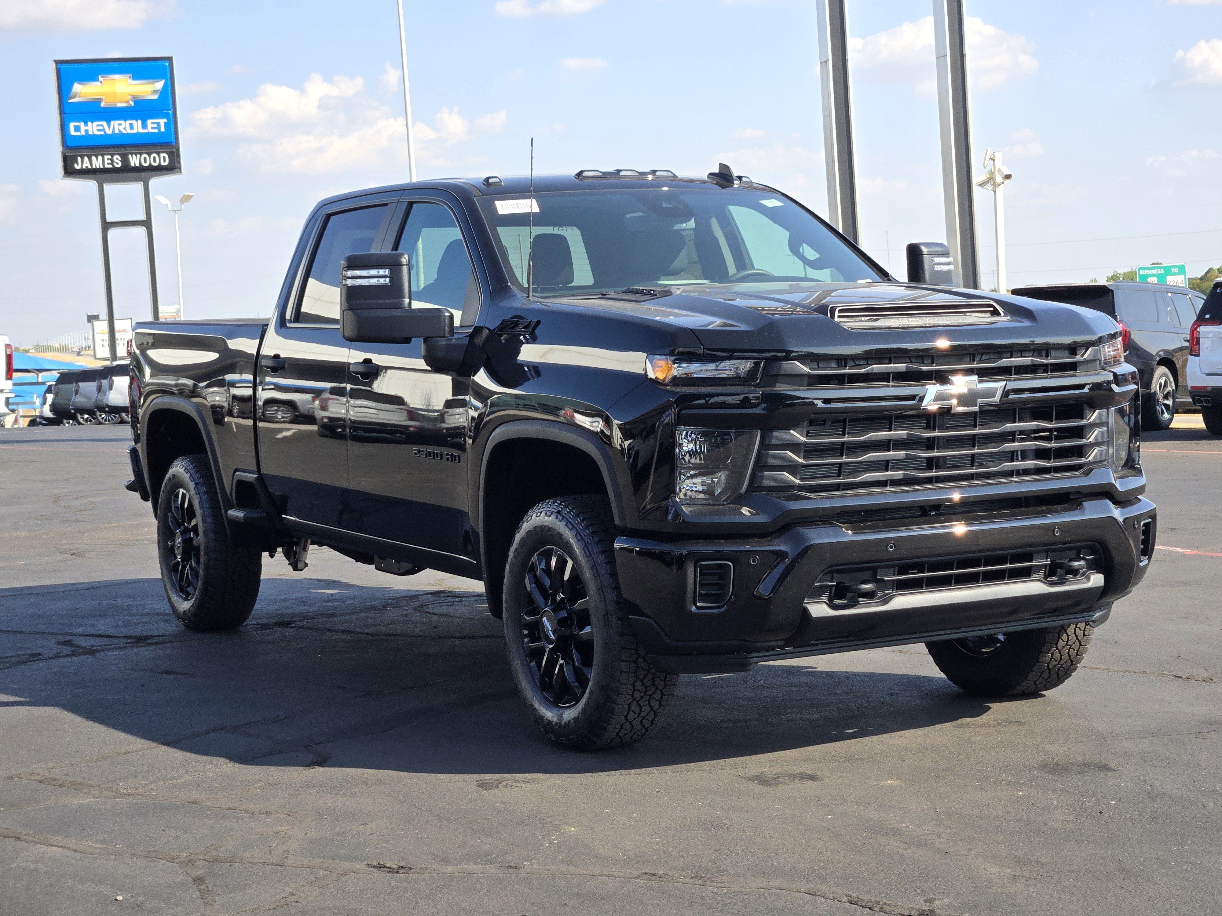 New 2026 Chevrolet Silverado 2500 Custom w/ Custom Value Package AWD/4WD image 2