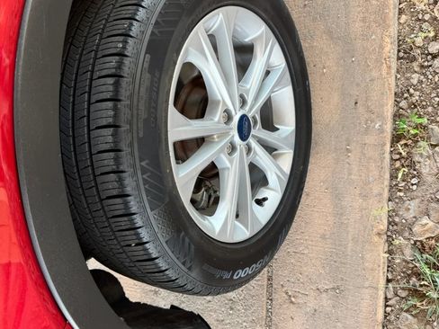 Used 2019 Ford Escape SE FWD image 27