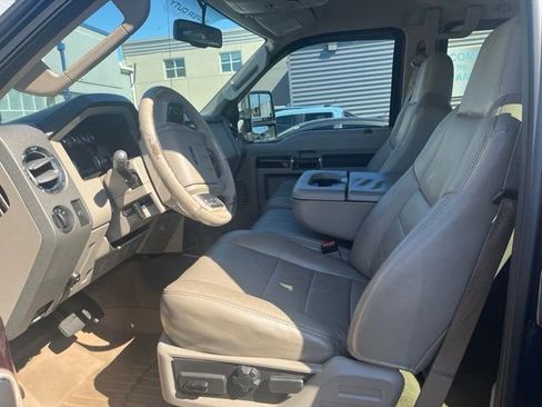 Used 2008 Ford F250 Lariat AWD/4WD image 9