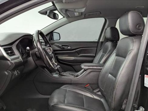 Used 2019 GMC Acadia SLT FWD image 13