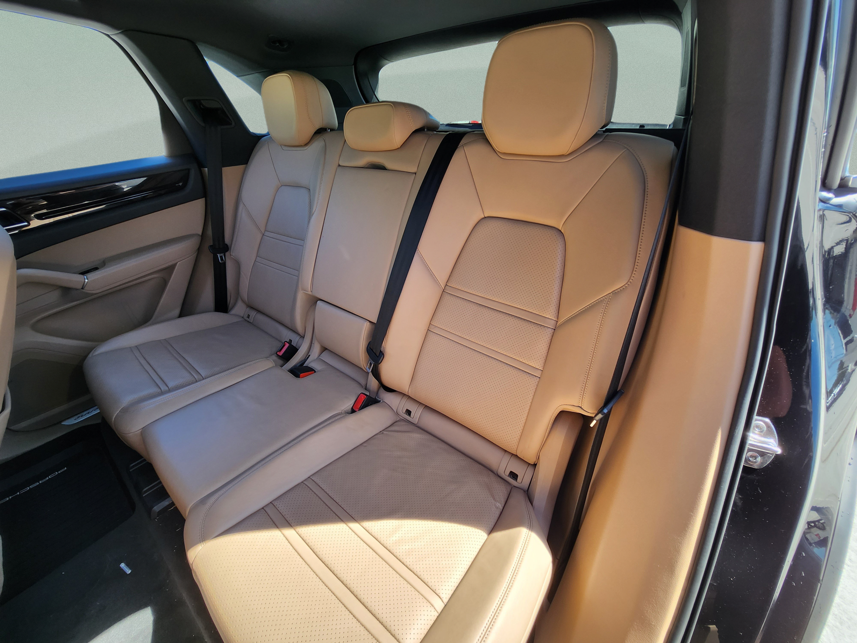 Used 2019 Porsche Cayenne S AWD/4WD image 25