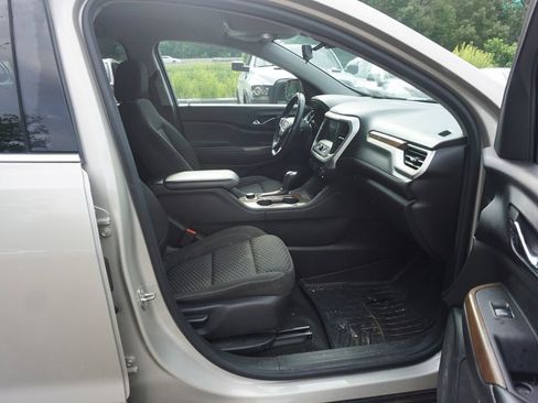Used 2017 GMC Acadia SLE FWD image 15