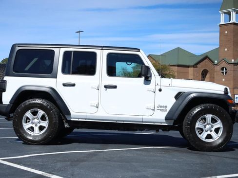Used 2018 Jeep Wrangler Unlimited Sport S AWD/4WD image 6