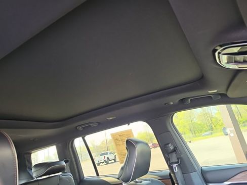 Used 2021 Jeep Grand Cherokee L Summit w/ Advanced Protech Group IV AWD/4WD image 34