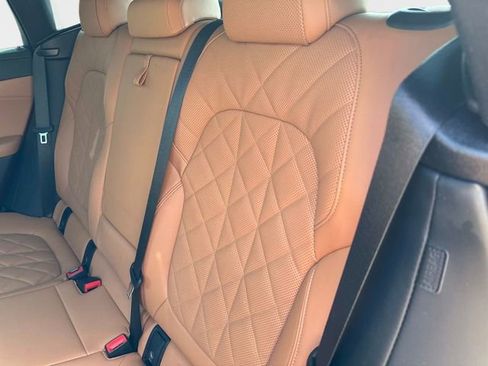 Used 2023 BMW X6 xDrive40i w/ M Sport Package AWD/4WD image 12