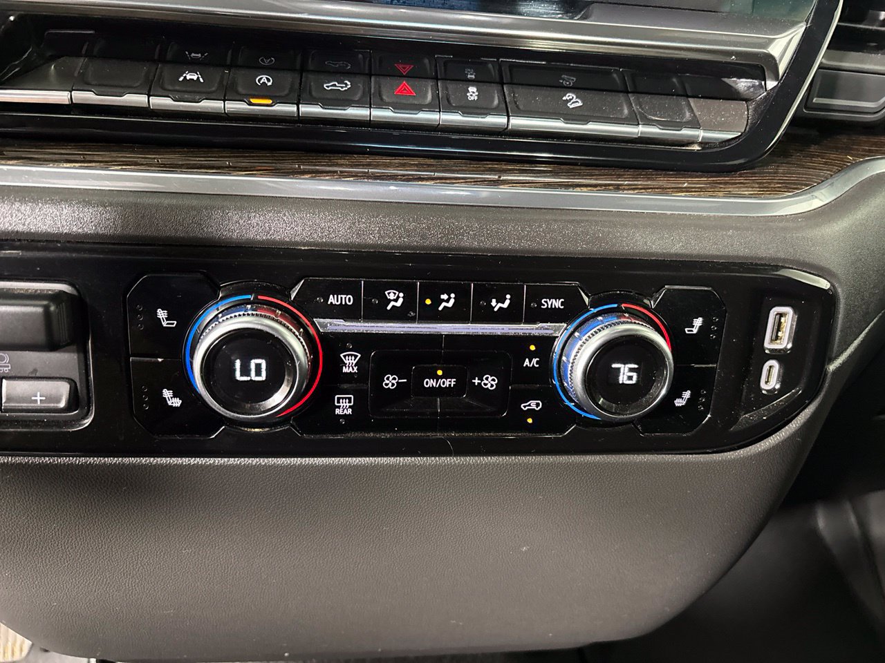 Used 2023 GMC Sierra 1500 SLE AWD/4WD image 15