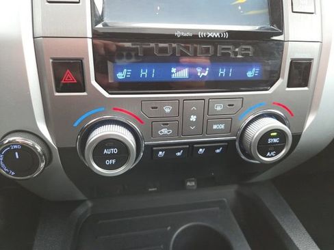 Used 2017 Toyota Tundra Platinum image 17