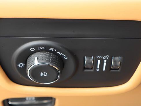 New 2026 Jeep Grand Cherokee Summit AWD/4WD image 21