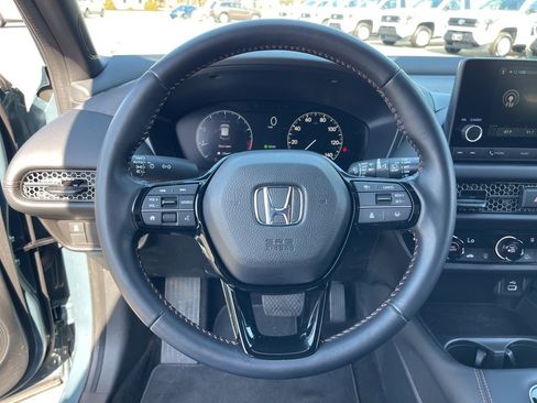 Certified 2025 Honda HR-V Sport image 19