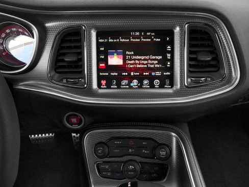 Used 2016 Dodge Challenger SRT Hellcat RWD image 13