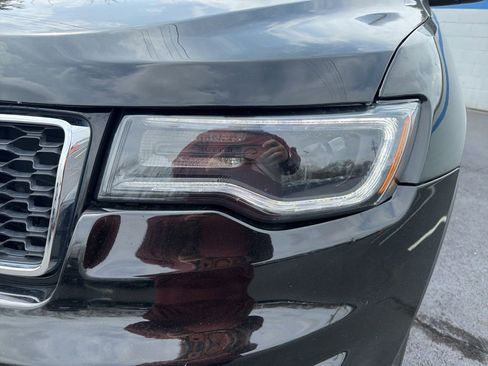 Used 2019 Jeep Grand Cherokee Limited w/ Luxury Group II image 9