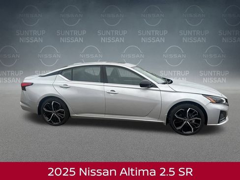 New 2025 Nissan Altima 2.5 SR w/ SR Premium Package image 5