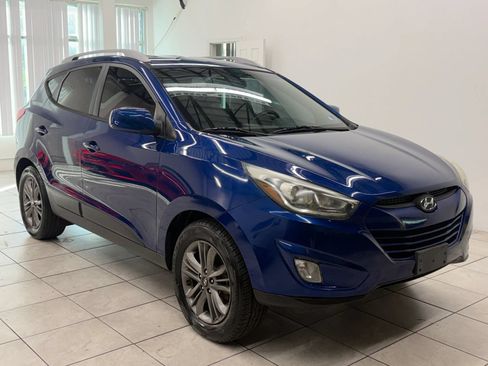 Used 2015 Hyundai Tucson SE AWD/4WD image 1