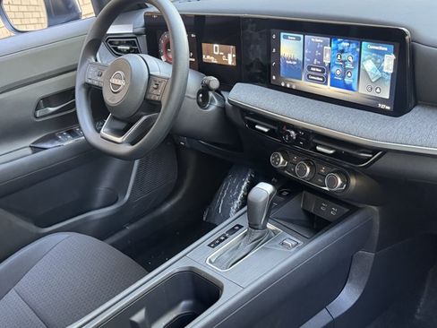 New 2026 Nissan Kicks S FWD image 10