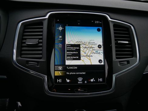 Used 2020 Volvo XC90 T5 Momentum image 22