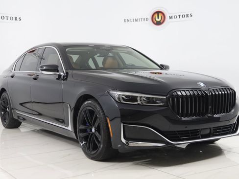 Used 2022 BMW 750i xDrive w/ Luxury Rear Seating Package image 30