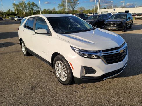 Used 2023 Chevrolet Equinox LT FWD image 11