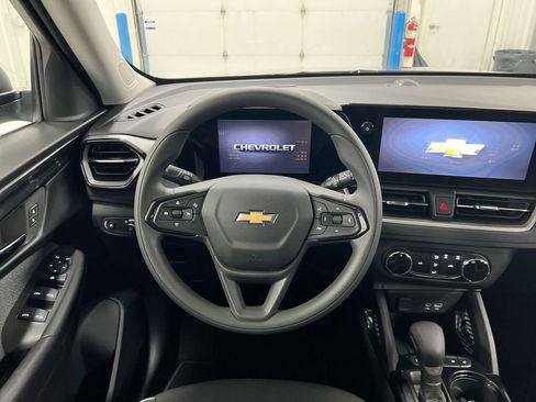 New 2026 Chevrolet TrailBlazer LS FWD image 11