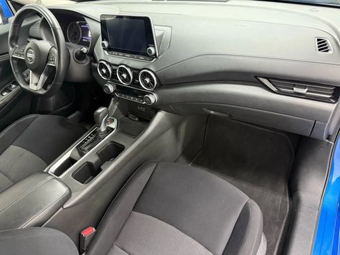 Used 2021 Nissan Sentra SV image 9