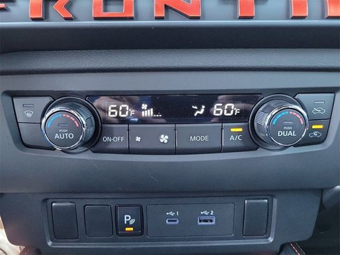New 2025 Nissan Frontier Pro-X w/ Black Accent Package image 11
