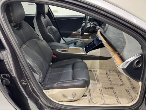 Used 2022 Lucid Air Grand Touring image 53