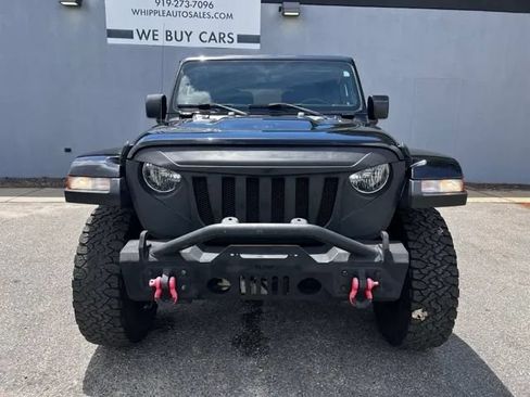 Used 2018 Jeep Wrangler Rubicon AWD/4WD image 2