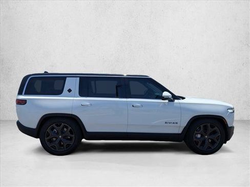 Used 2025 Rivian R1S Adventure AWD/4WD image 4