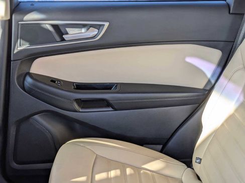 Certified 2018 Ford Edge SEL w/ Equipment Group 201A image 20
