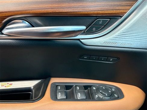 Used 2022 Cadillac XT5 Premium Luxury image 19