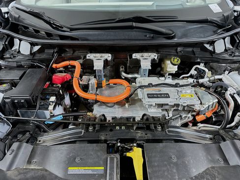 Used 2023 Nissan Ariya FWD image 35