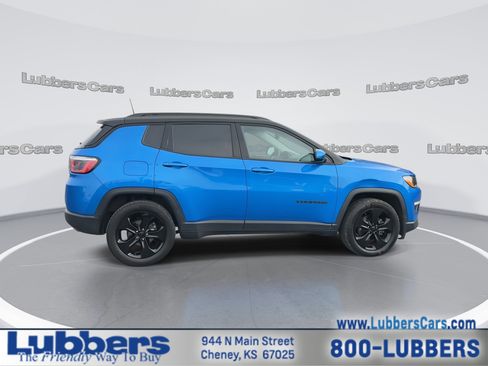 Used 2020 Jeep Compass Latitude image 9