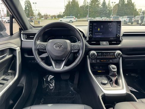 Used 2022 Toyota RAV4 XSE w/ Weather Package image 14