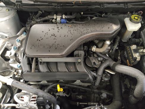 Used 2020 Nissan Rogue Sport S image 30