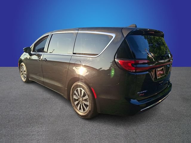Used 2024 Chrysler Pacifica Limited FWD image 6