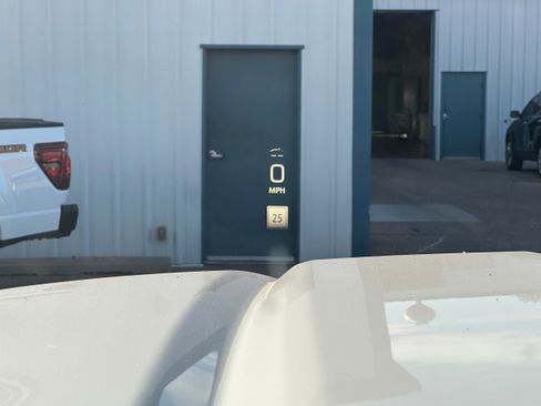 Used 2024 GMC Sierra 2500 AT4 w/ AT4 Premium Plus Package image 31