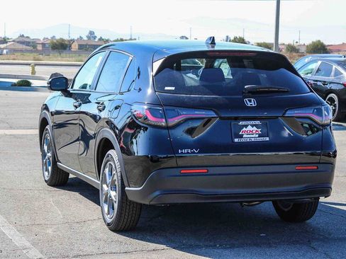 New 2026 Honda HR-V LX image 6