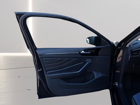 Used 2023 Volkswagen Jetta SEL image 12