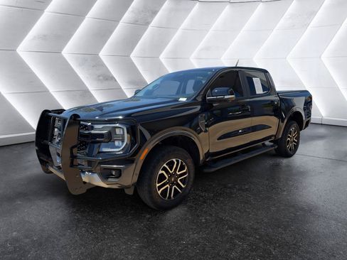 Certified 2024 Ford Ranger Lariat w/ FX4 Off-Road Package AWD/4WD image 3