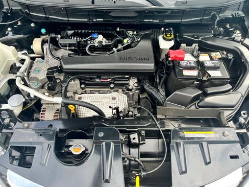 Used 2018 Nissan Rogue S image 23