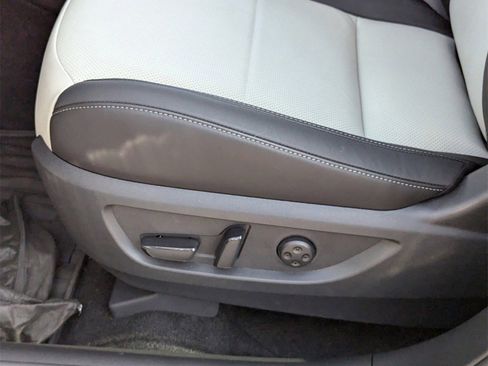 Certified 2025 INFINITI QX55 Essential image 23